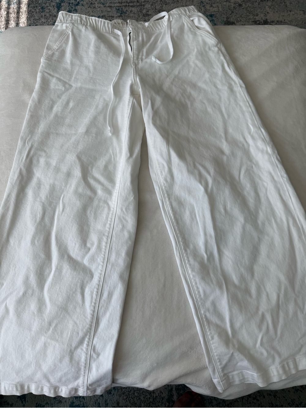 American Eagle Low Rise Wide Leg White Jeans Size M D88